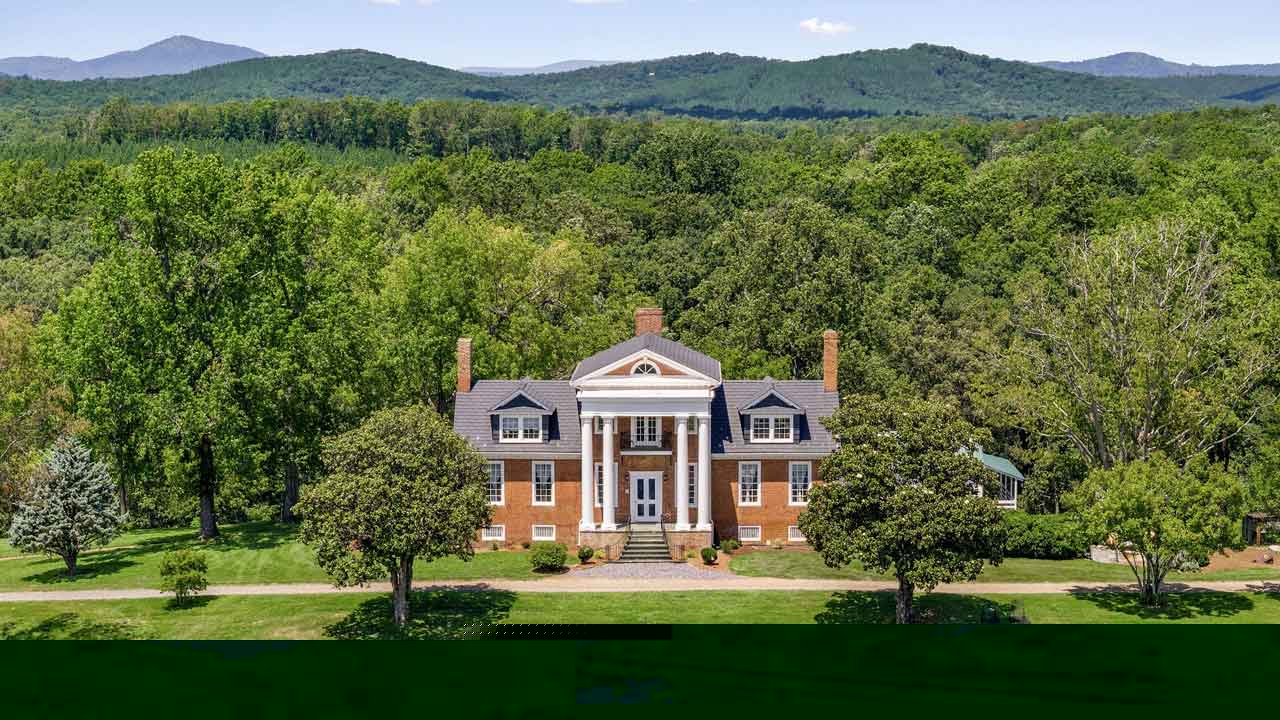 Bon Aire, a historic c. 1812 National Register home on 43 acres in Wingina, Virginia
